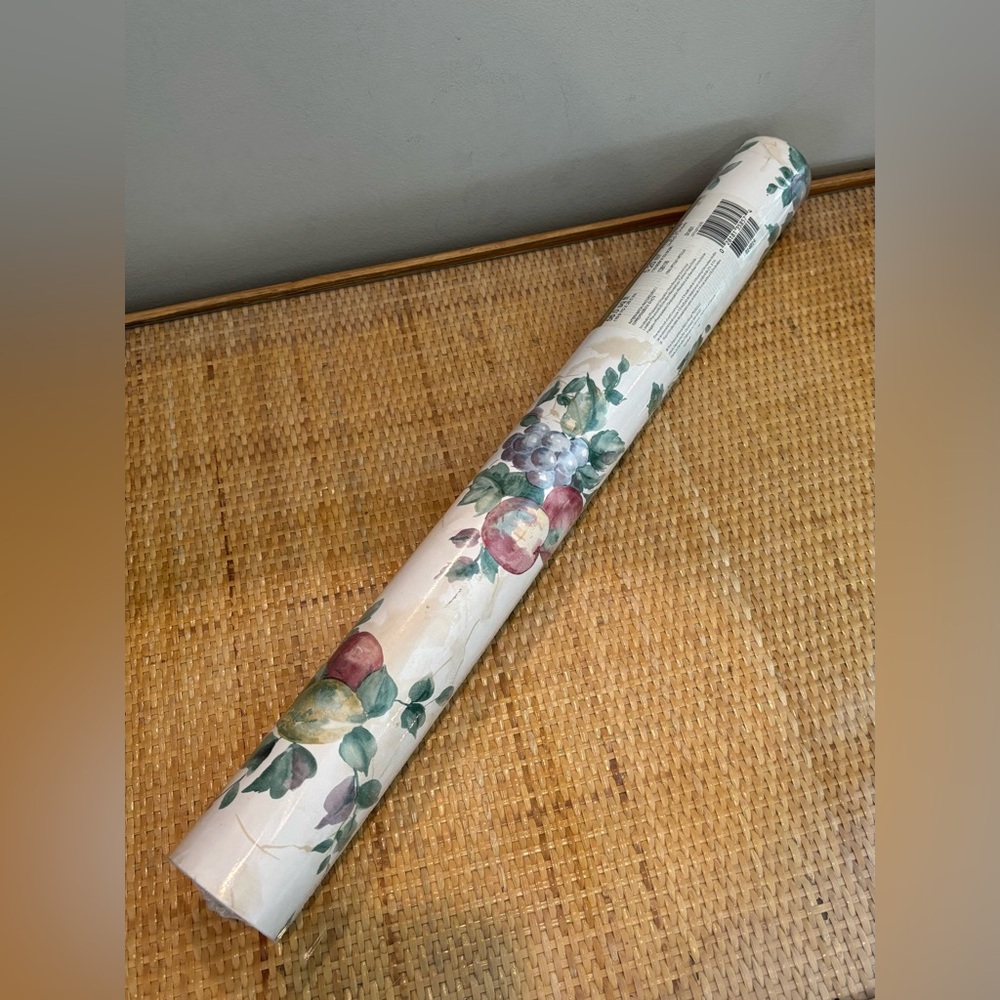 Sunworthy full roll of wallpaper with fruit pattern, still sealed. NEW.